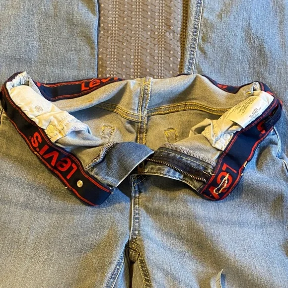 Levi's Light Blue Men's Straight Jeans - Picture 5 of 9